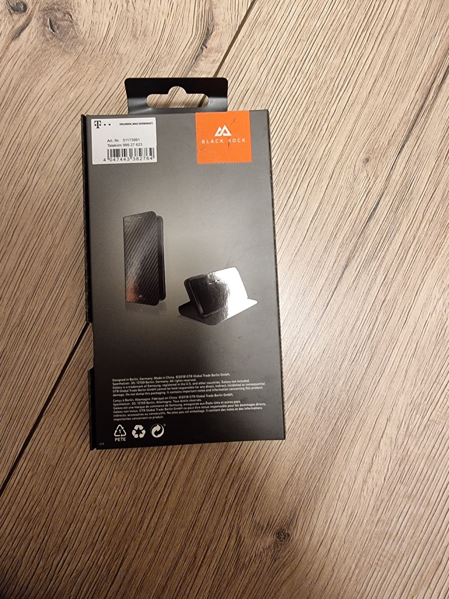 Nowe etui black rock flex carbon booklet