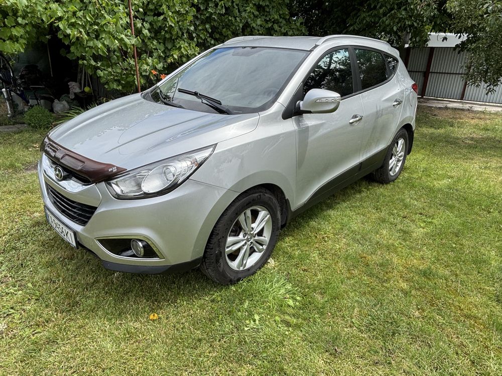 Hyundai ix35 2.0 2011 рік