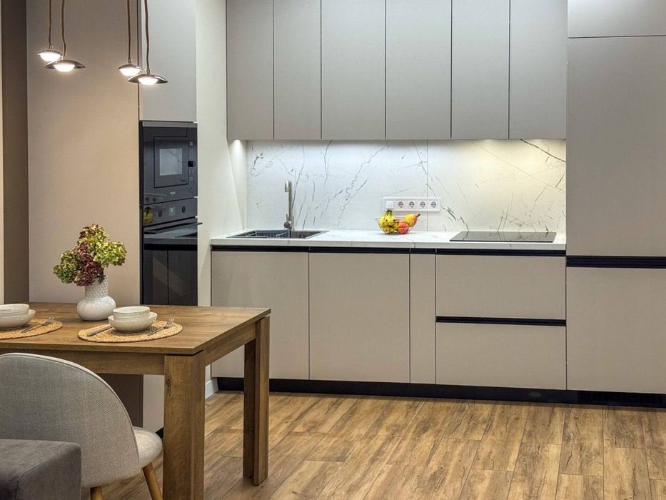 Продажа 1 кімнатна в ЖК Варшавський-2