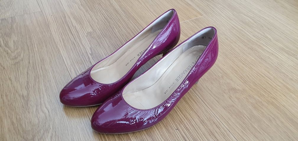 Buty na obcasie Peter Kaiser rozmiar 40