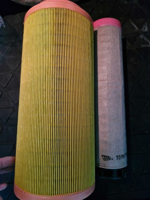 Комплект повітряних фільтрів наватажувача JCB