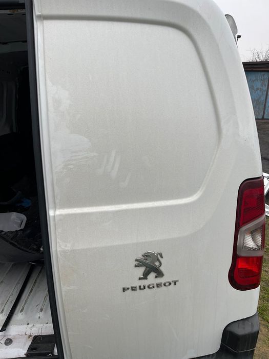 TOYOTA PROACE CITY BERLINGO PARTNER IV COMBO E BRZWI TYŁ PRAWE