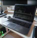 Stare laptopy na części lub do odświeżenia