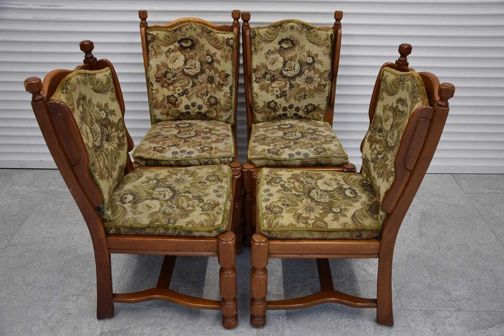 krzesła dębowe 4 sztuki - super stan