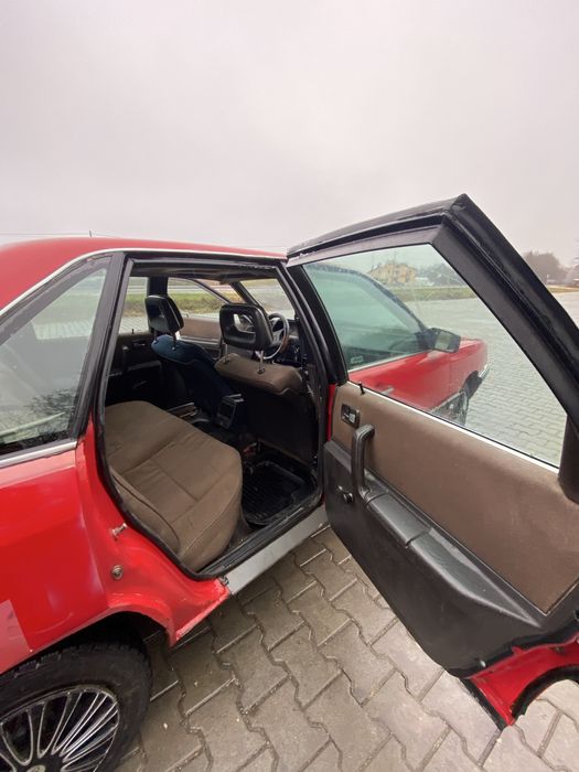 Audi 100 1.8 газ/бензин