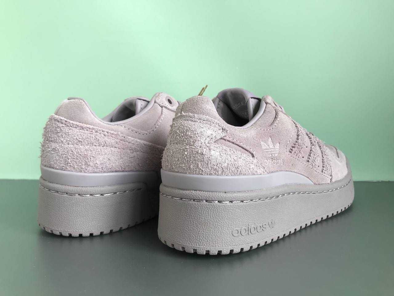 Кросівки Adidas Forum Bold Stripes 36 2/3 р