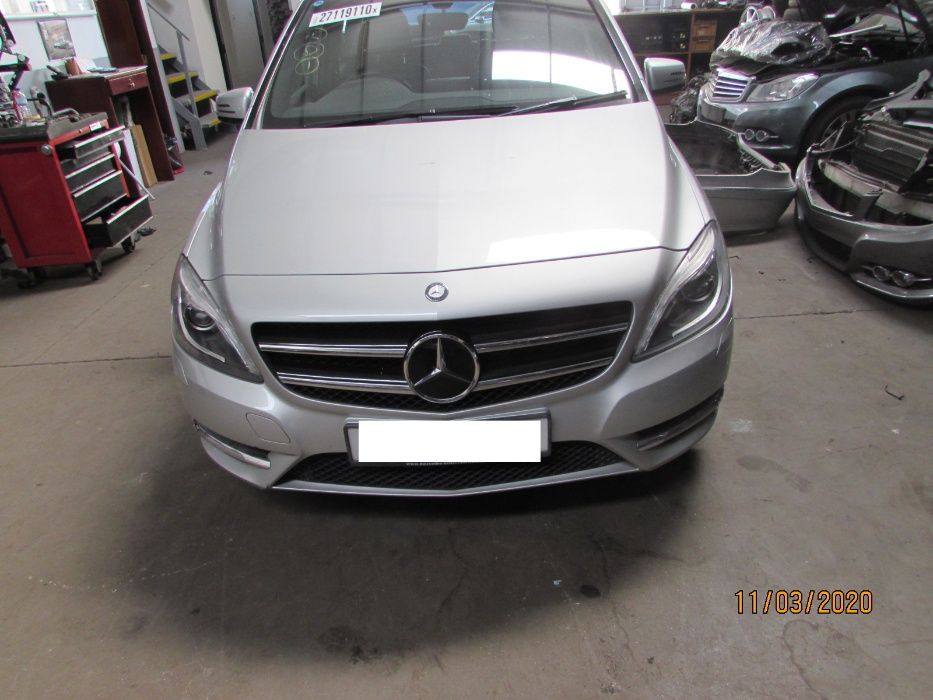 Mercedes B180 Blueefficiency de 2012 para peças