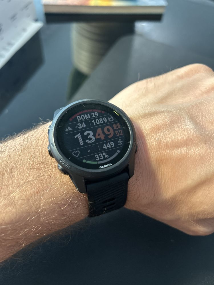Relógio Garmin Forerunner 745