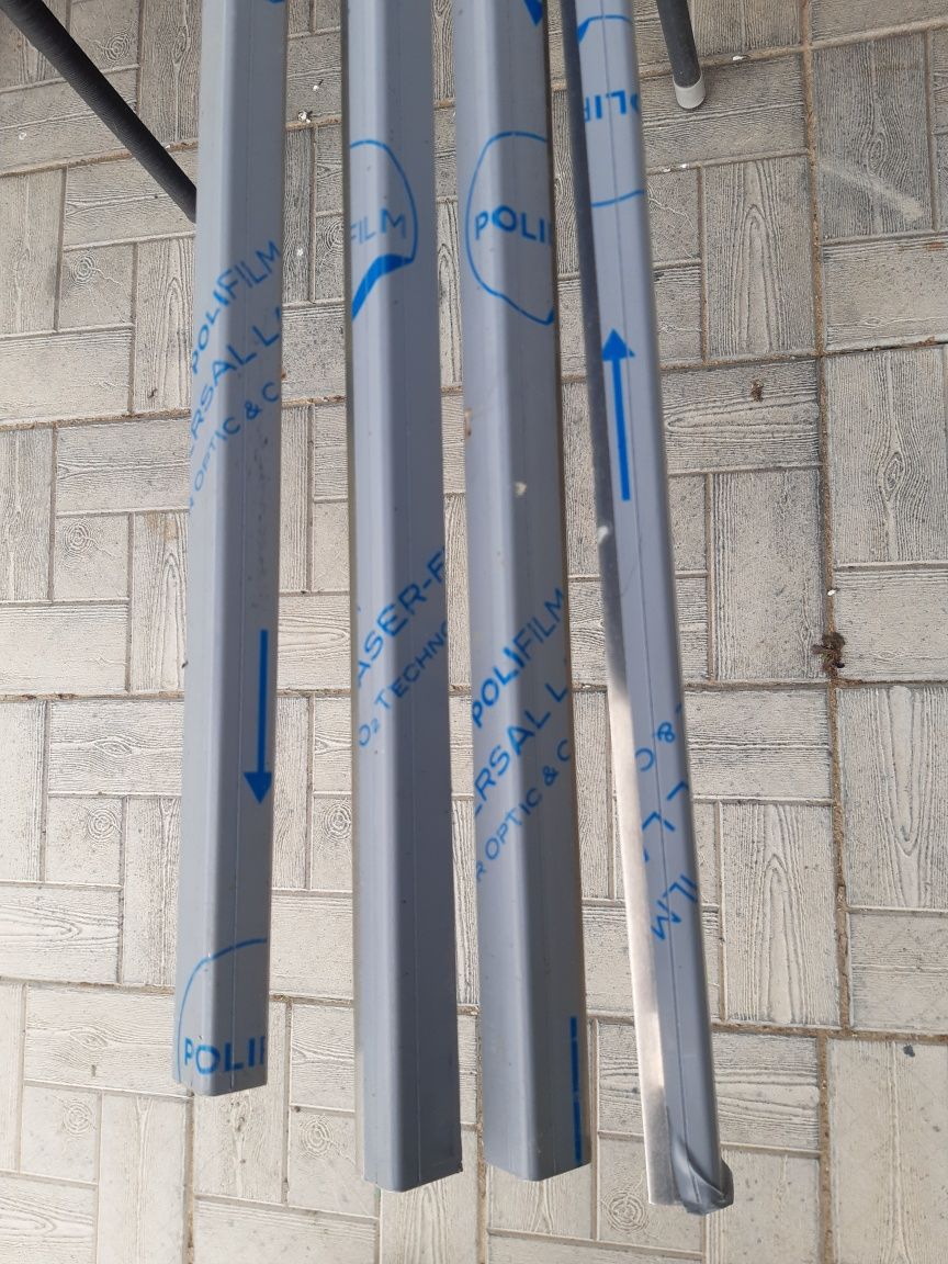 Kątowniki aluminiowe 20 x 20 x 2 x  1950mm