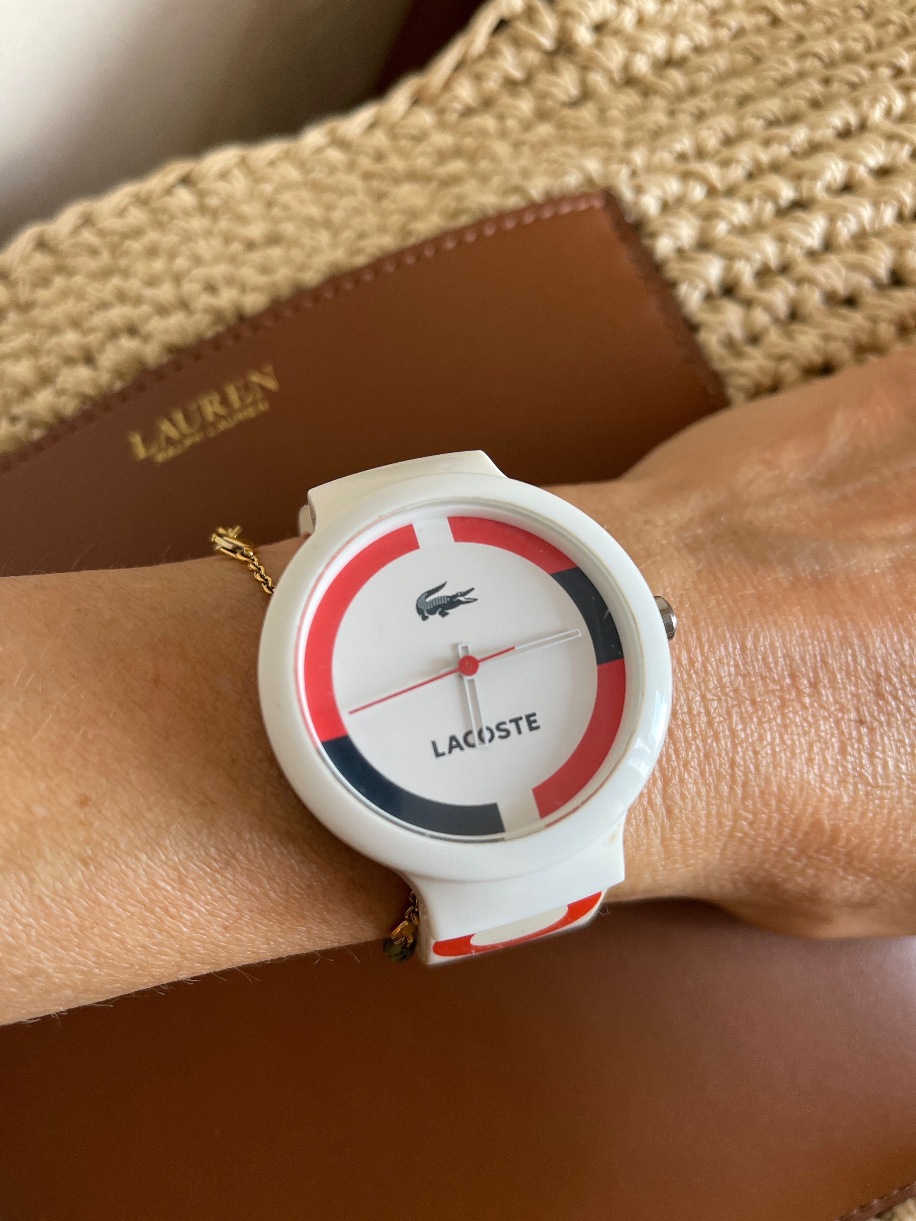 Годинник  Lacoste