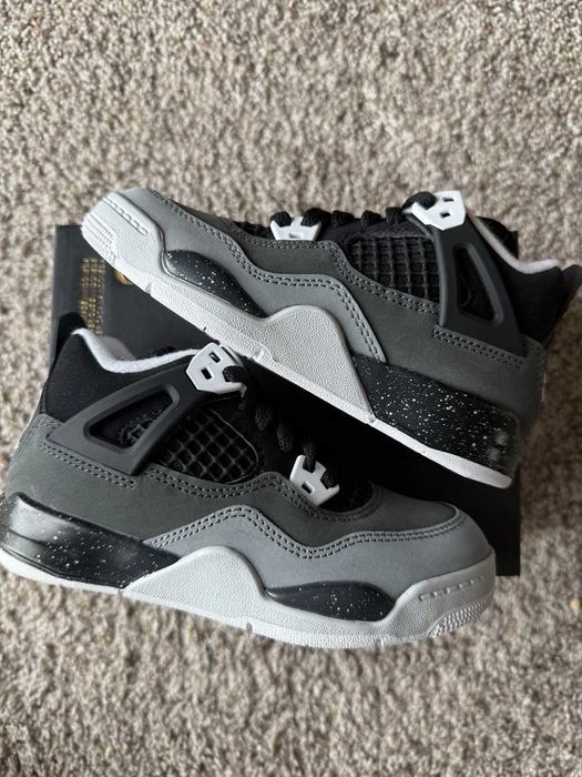 Trampki Air Jordan 4 Retro Fear EU 38