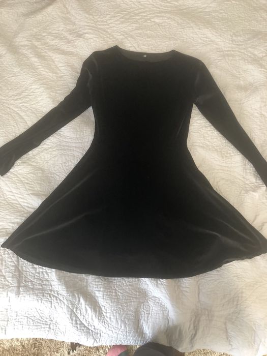 Чорне плаття