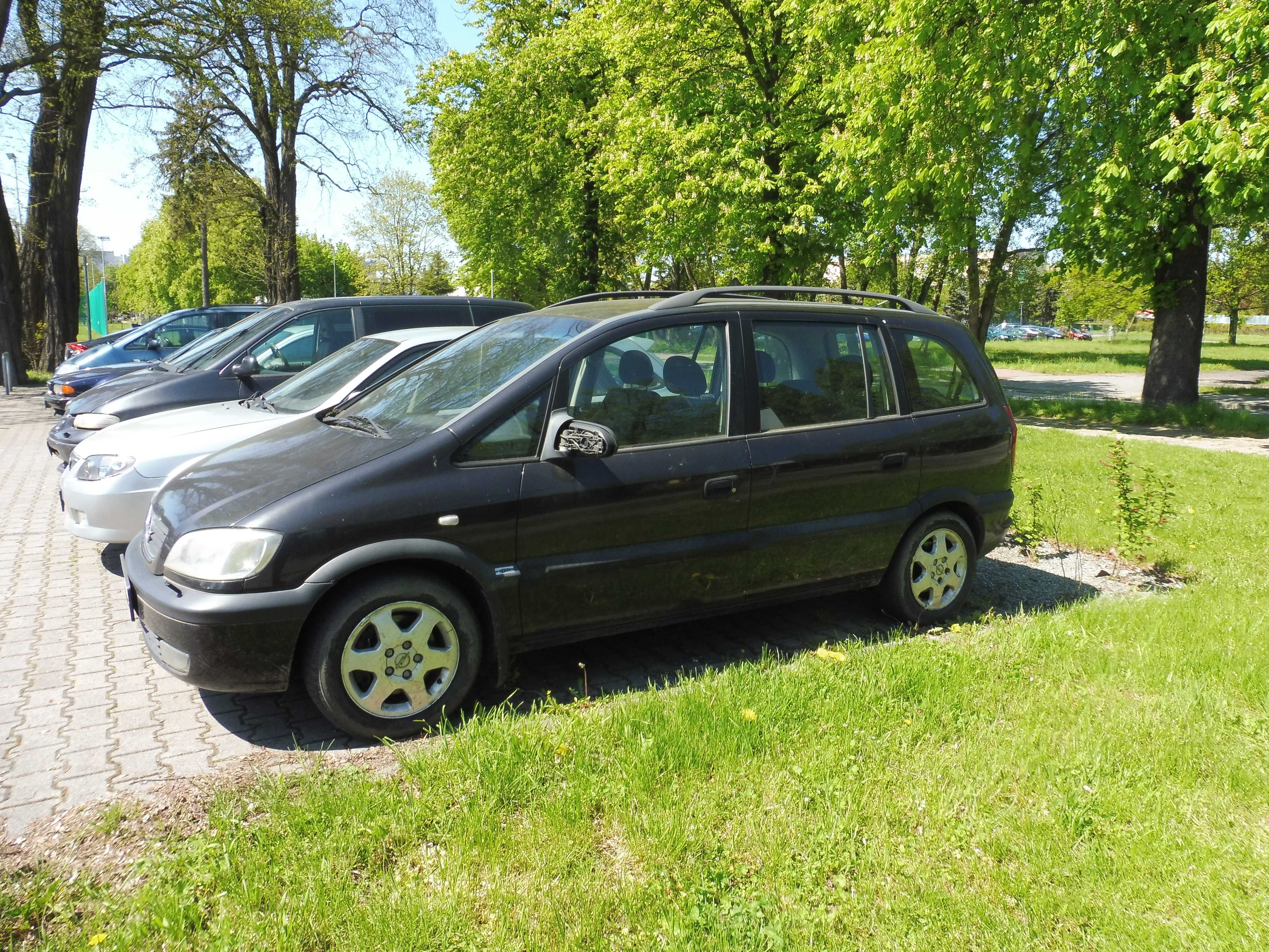 Opel zafira 2,0 dti 7 osobowy