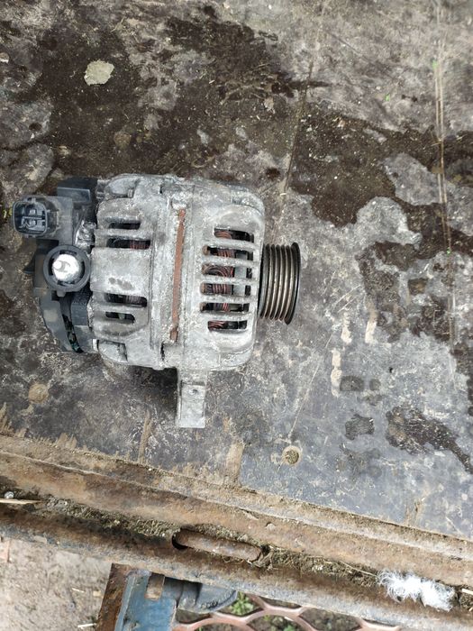 Тойта авенсіс т 25 комплект генера в робочому стані дамо гарантію