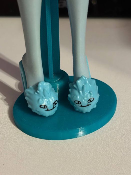 Еббі смертельно втомлені Монстер хай Monster high