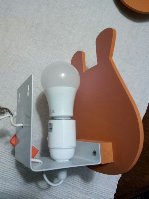 Candeeiro de parede quarto criança