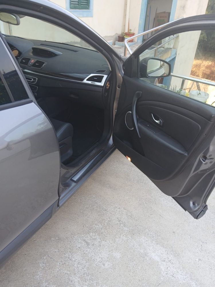RENAULT Mégane III Hatchback 1.5 dCi FAP 110 CV