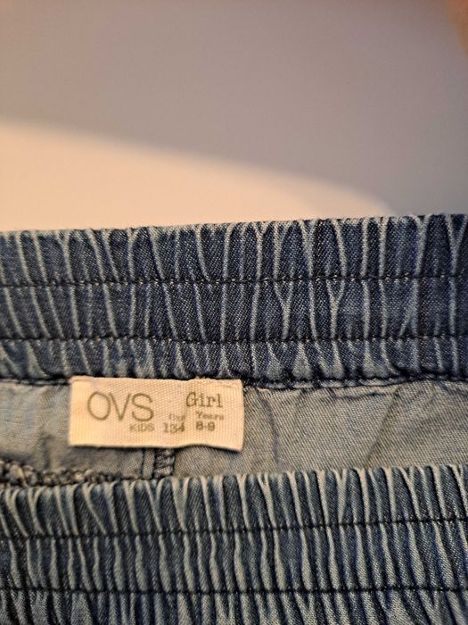 Spódnica w rozmiarze 134 (6-9 lat)