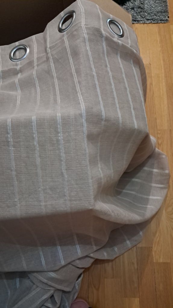 Cortinados como novos
