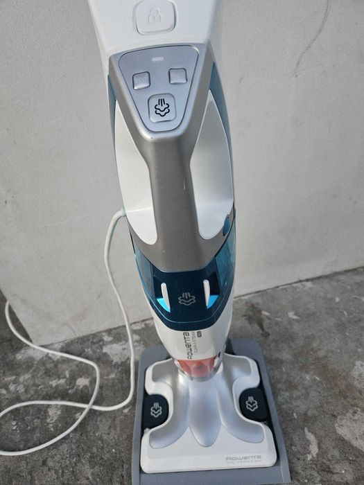 Mop Parowy i Odkurzacz 2 w 1 Rowenta lekko uzywany