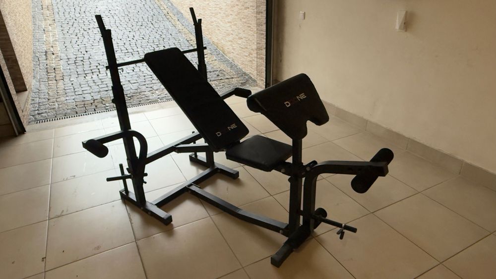 Equipamento musculação multifuncional