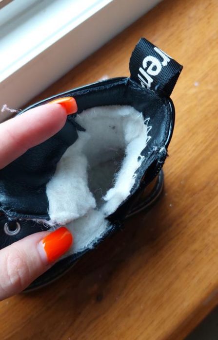 Зимові круті черевички для дівчинки