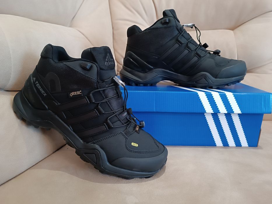 Чоловічі зимові кросівки Adidas Terrex ax2 (40-44)