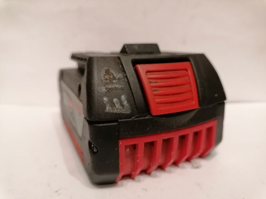 Akumulator  bosch 18v 4ah WYPRZEDAŻ