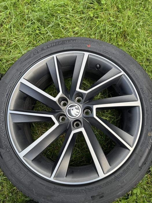 Felgi 17 5x100 skoda scala, kamiq, rapid, fabia, nowe opony letnie