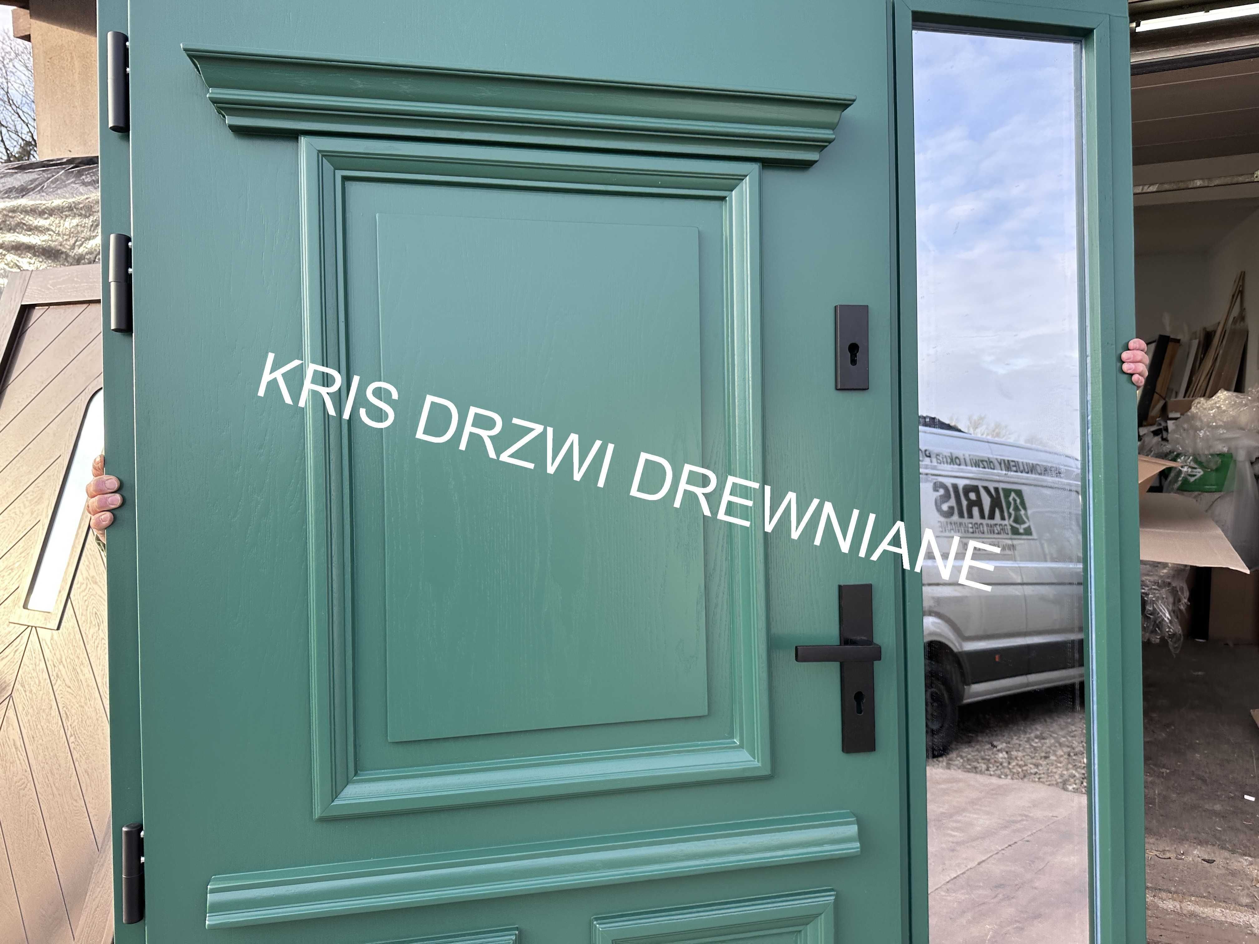 Drzwi zewnętrzne drewniane z doświetlem Amerykańskie czyste powietrze