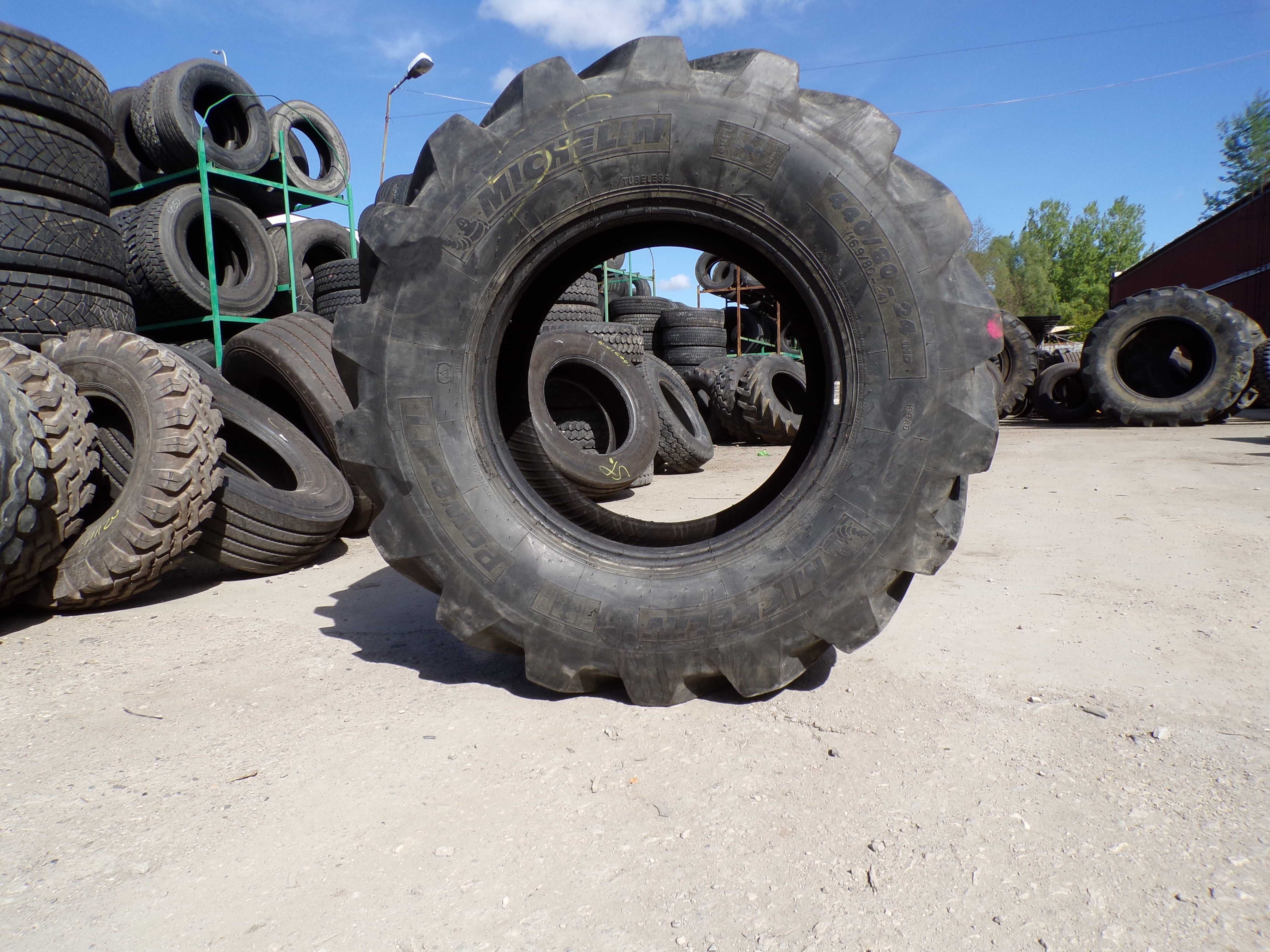opona 440/80-24 16.9/80-24 MICHELIN POWER CL (1100 netto)