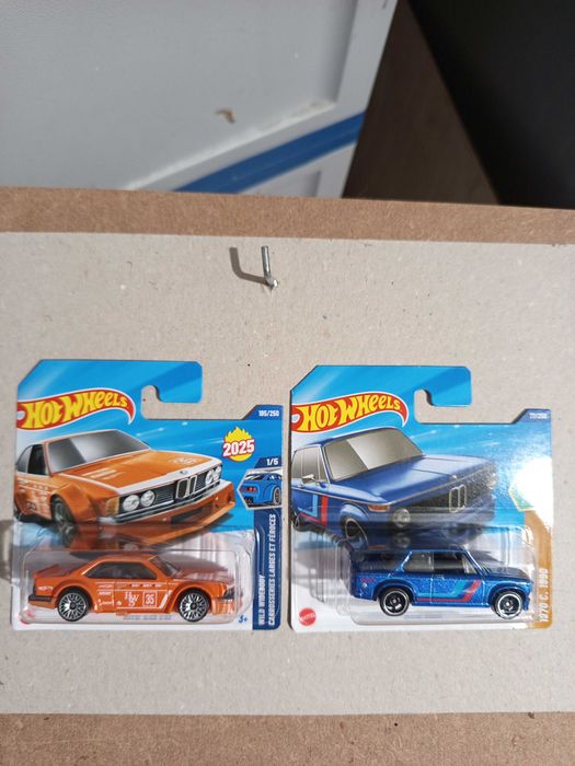Vários Hotwheels Mainline 2025