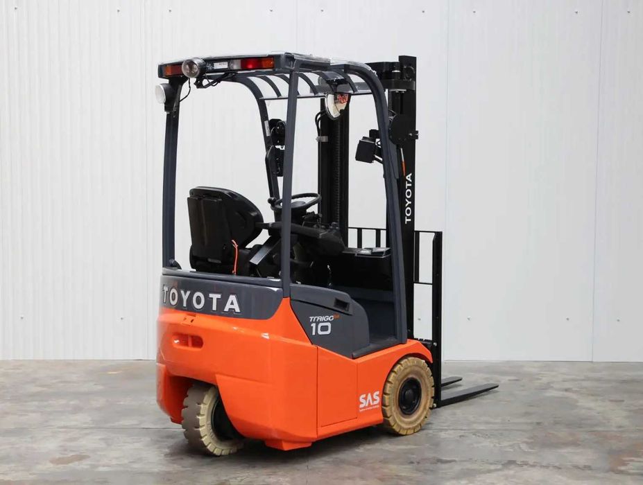 TOYOTA 7FBEST10 Электрический погрузчик трехопорный