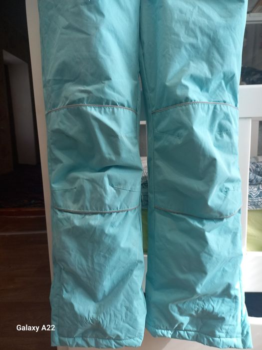 Зимний комбинезон  140см