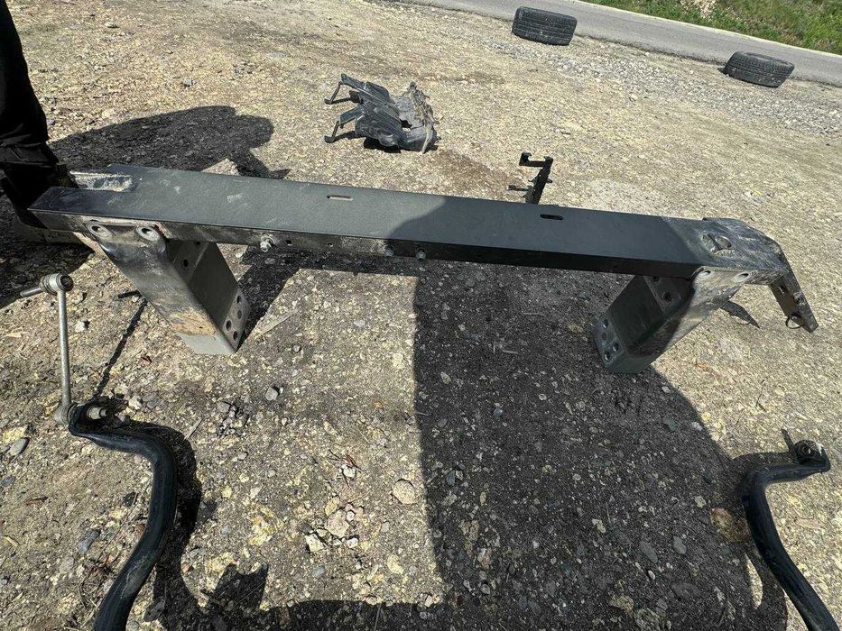 Передній Підсилювач до Jaguar I-Pace X590