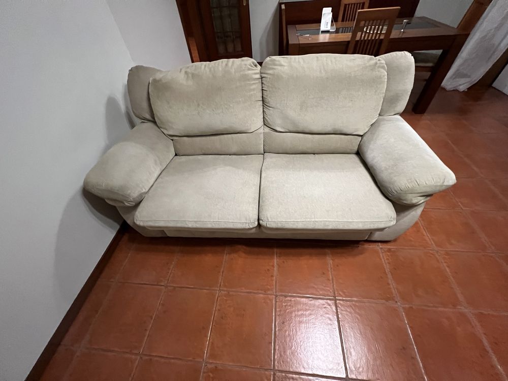 Vendo dois sofas