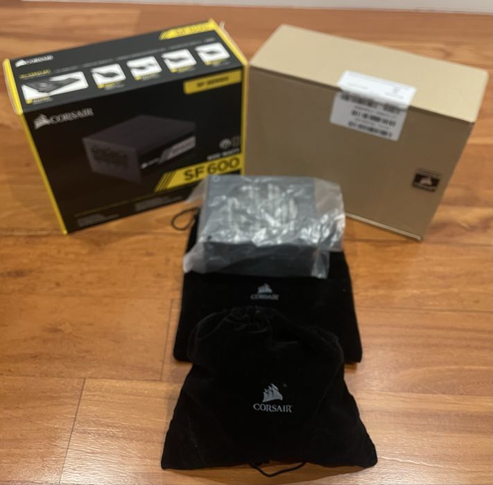 SF600 Gold Modular - Fonte SFX Alimentação - Corsair PSU
