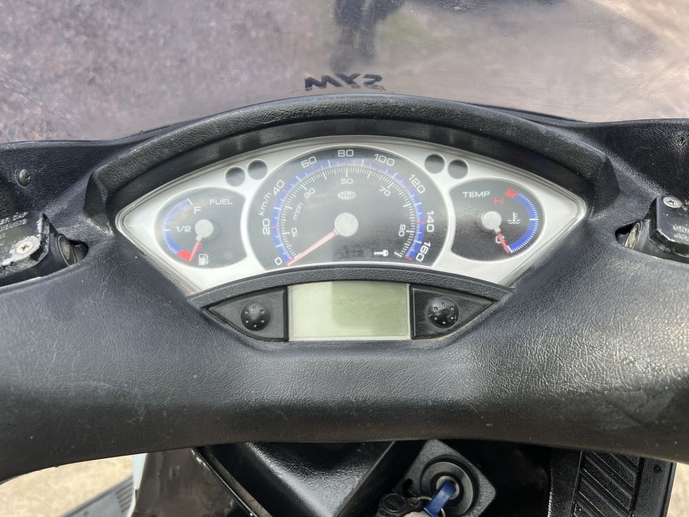 yamaha x-max 250  2008