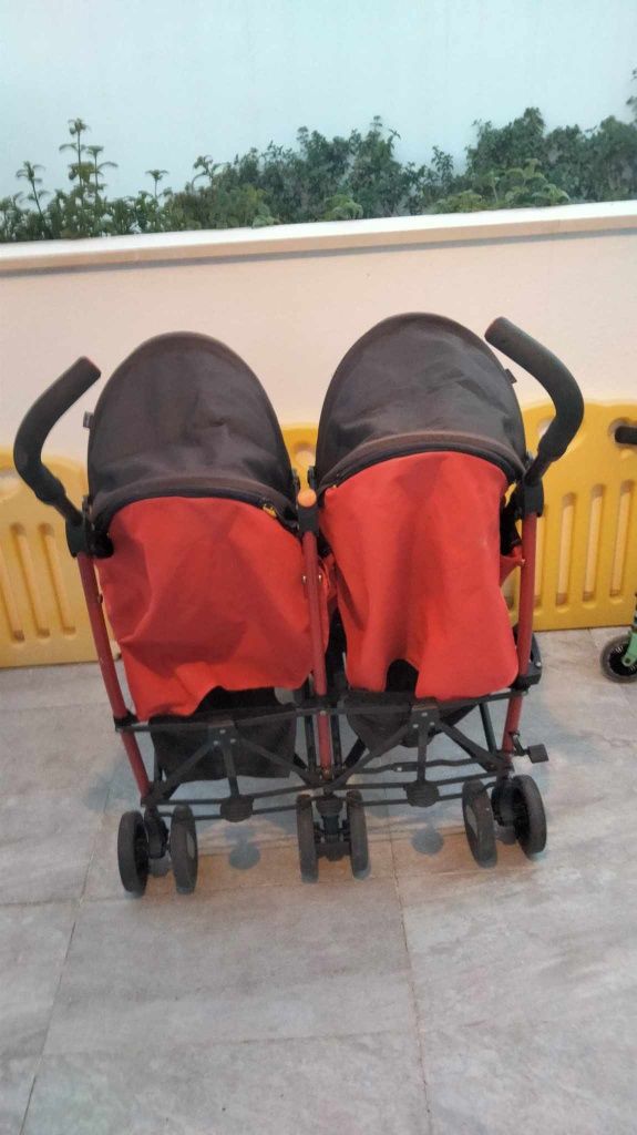 Carrinho de bebé  gémeos