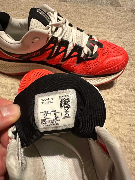 Жіночі кросовки Saucony. Сауконі