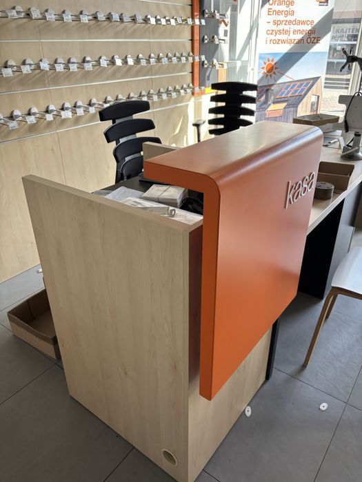 Dostawka kasowa z logo