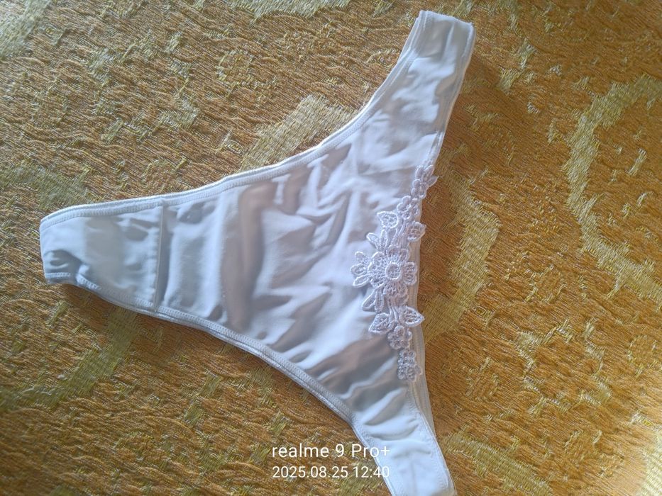 Stringi nowe sprzedam