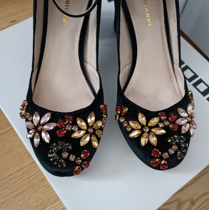 Zjawiskowe pantofelki Prima Moda r 39