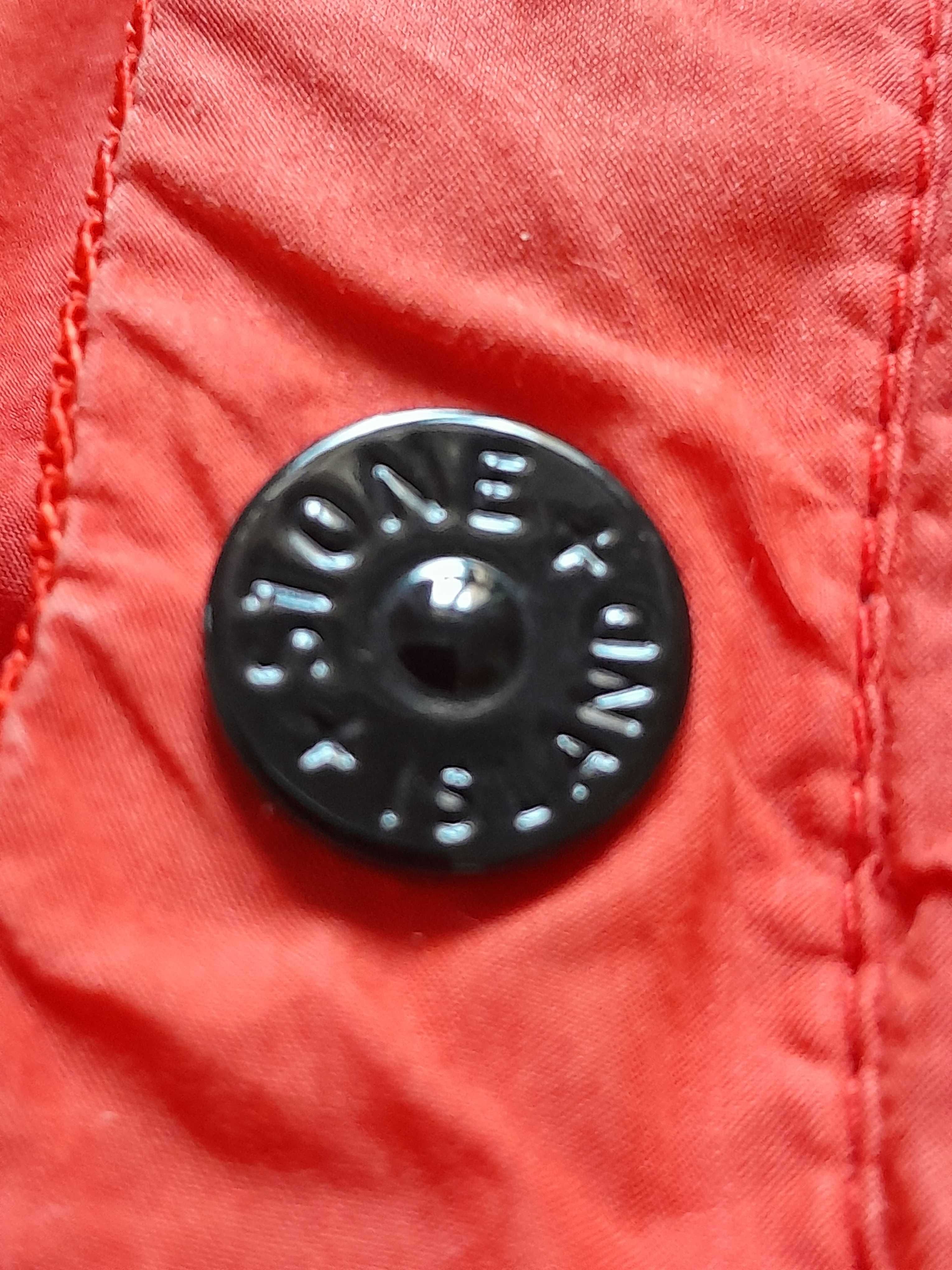 Sprzedam kurtkę wiatrówkę Stone Island
