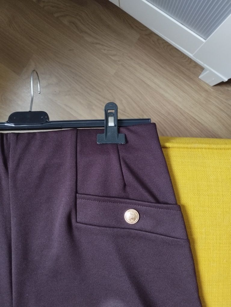 Szorty czekoladowe brązowe r.M H&M