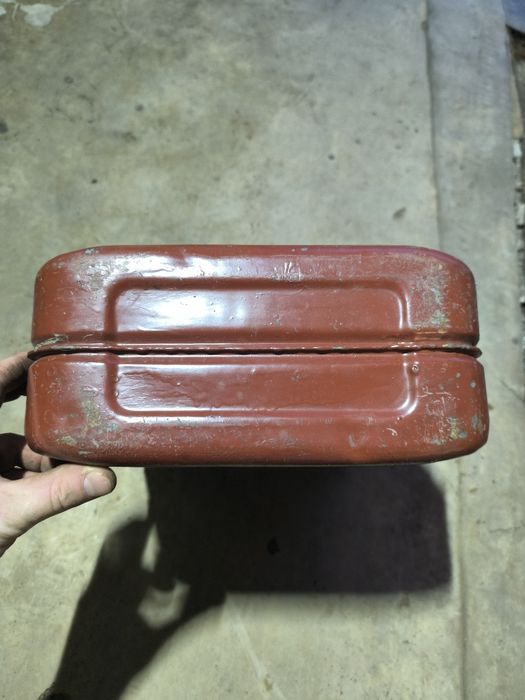 Metalowy karnister na Paliwo PRL made in poland Fawi 10ll