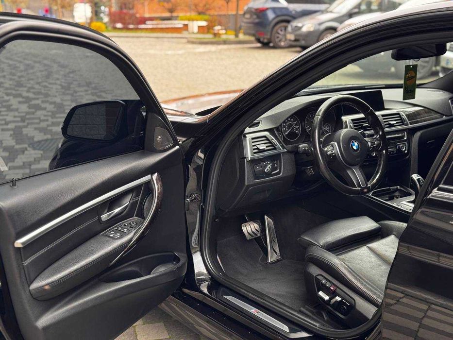 BMW 3 Series xDrive 2016