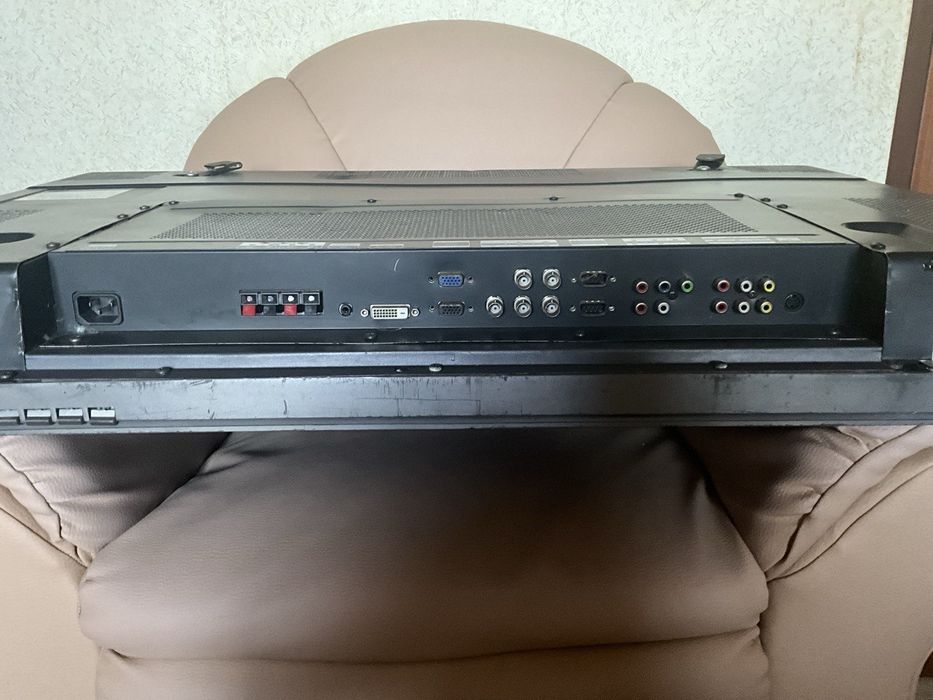 Монітор Samsung 42” Модель: PPM42M7HS Телевізор