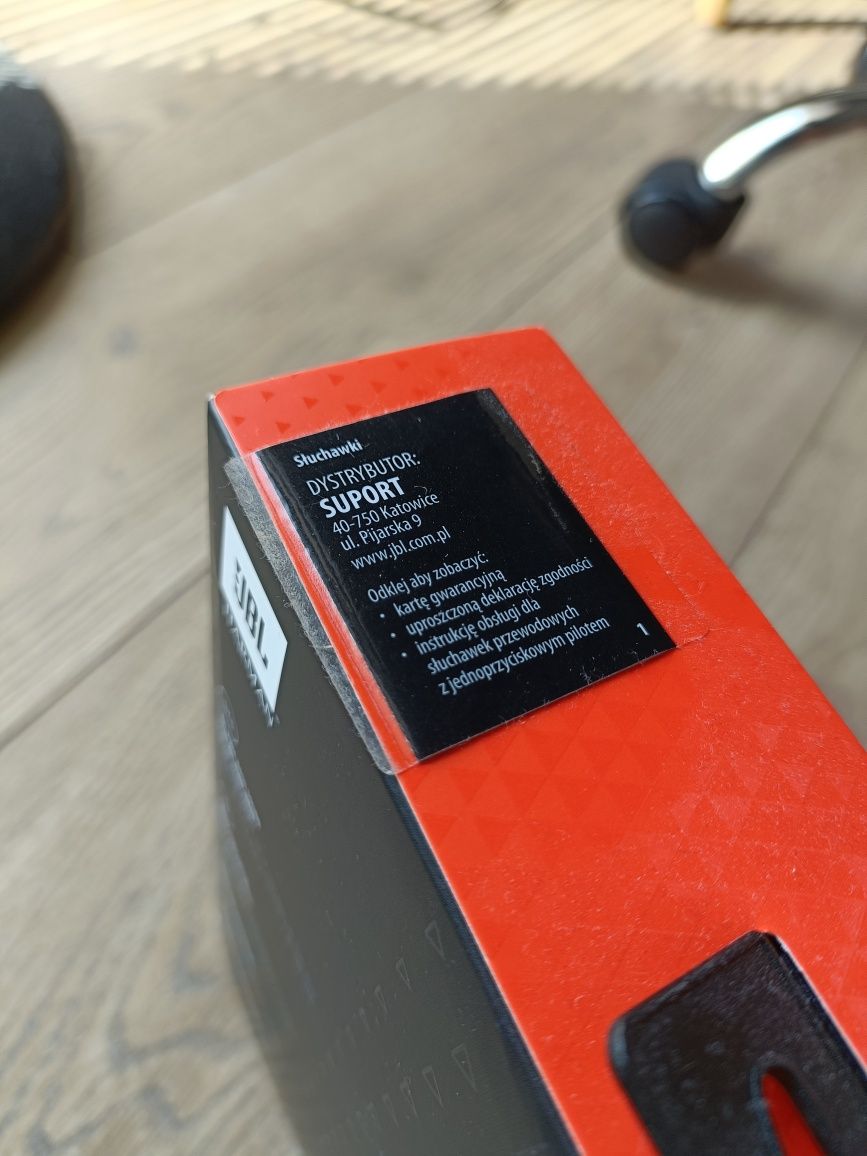 nie otwierane sluchawki JBL TUNE 570BT