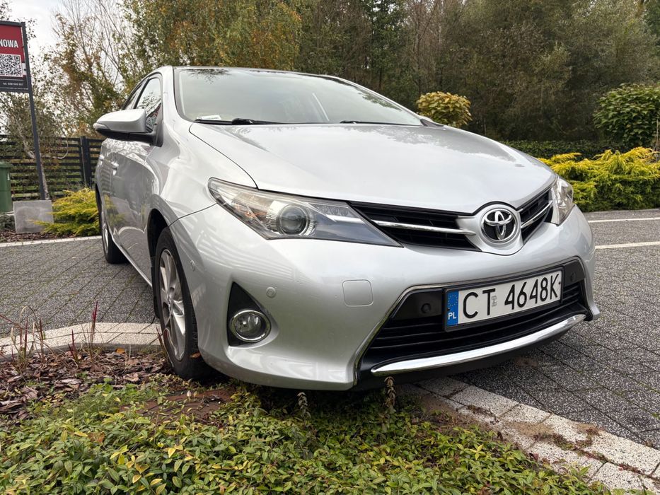 Toyota auris 2 właśicieli stan BDB